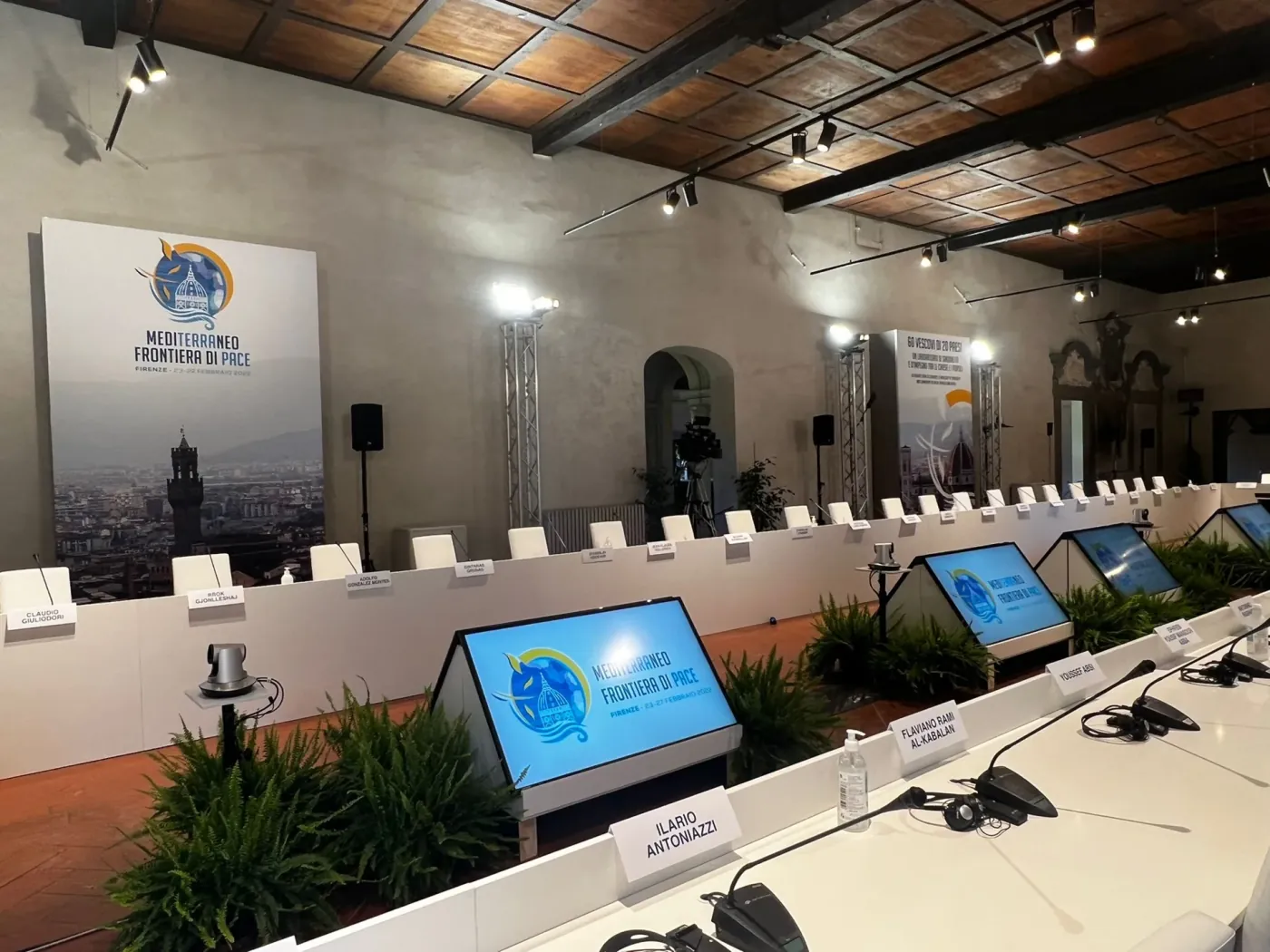 Sala conferenze Mediterraneo Frontiera di Pace